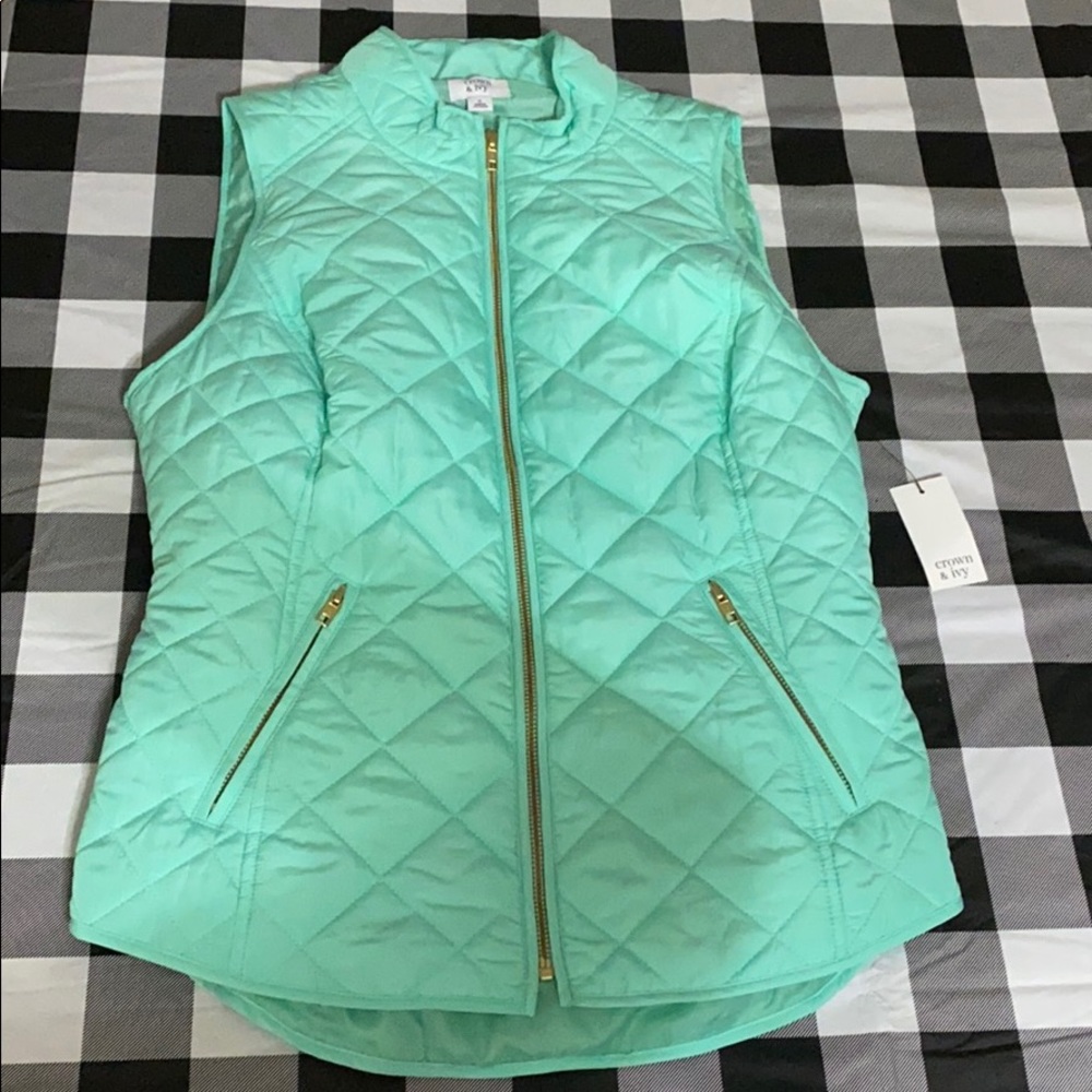 Crown and Ivy Vest